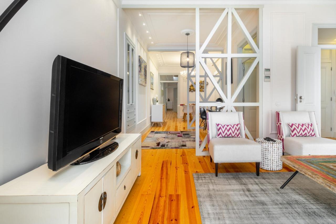 Whome Luxury Stay In Prime Location W/ Ac, Lift & Private Patio Lisboa Екстериор снимка
